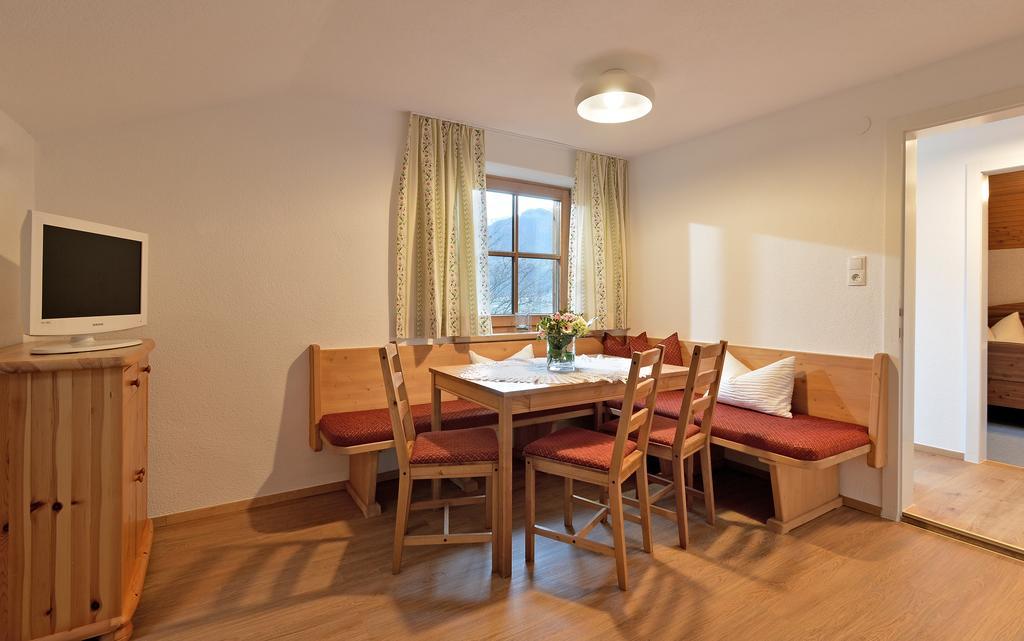 شقة Haus Sonnenschein هارت إم زيلرتال الغرفة الصورة