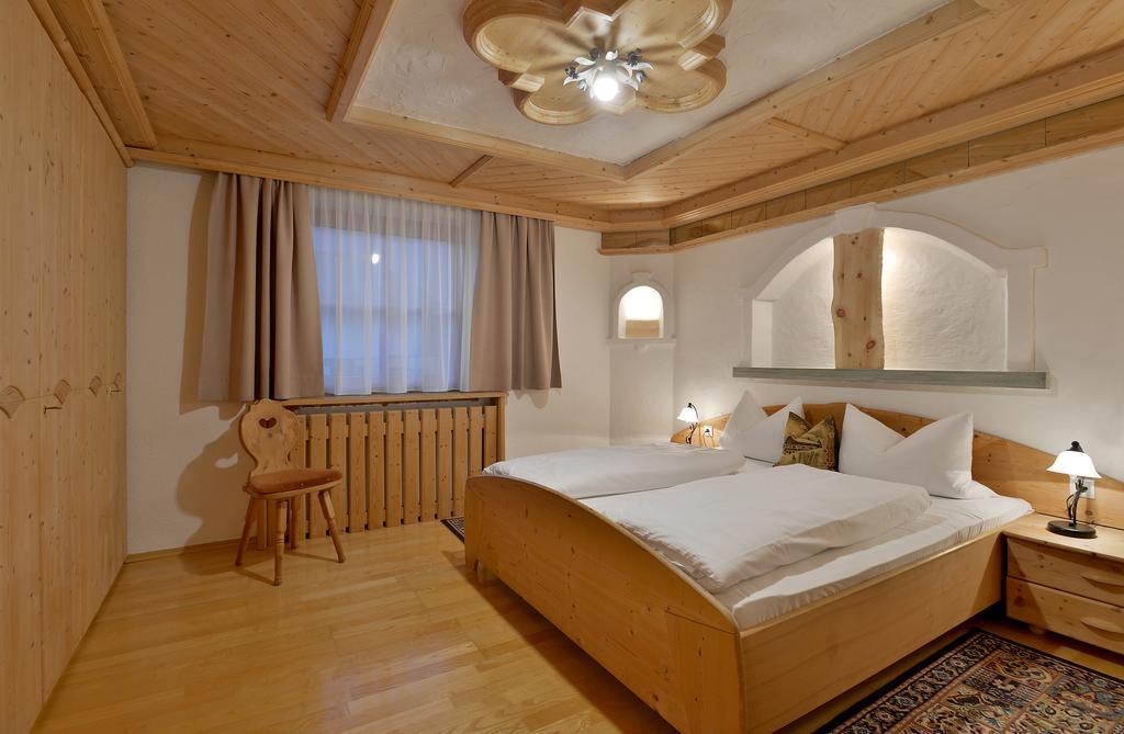 شقة Haus Sonnenschein هارت إم زيلرتال الغرفة الصورة